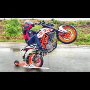 Heavy duty wheelie machine for motorcycle stunt training with strong steel frame