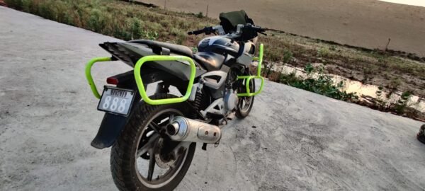 Bajaj Pulsar 220 tuning guard heavy duty crash guard