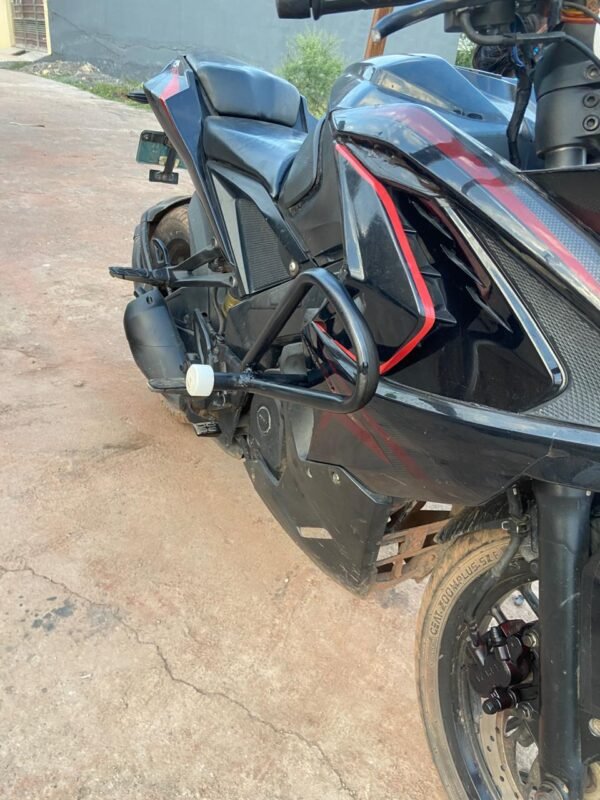 Standard Fit for Pulsar RS200